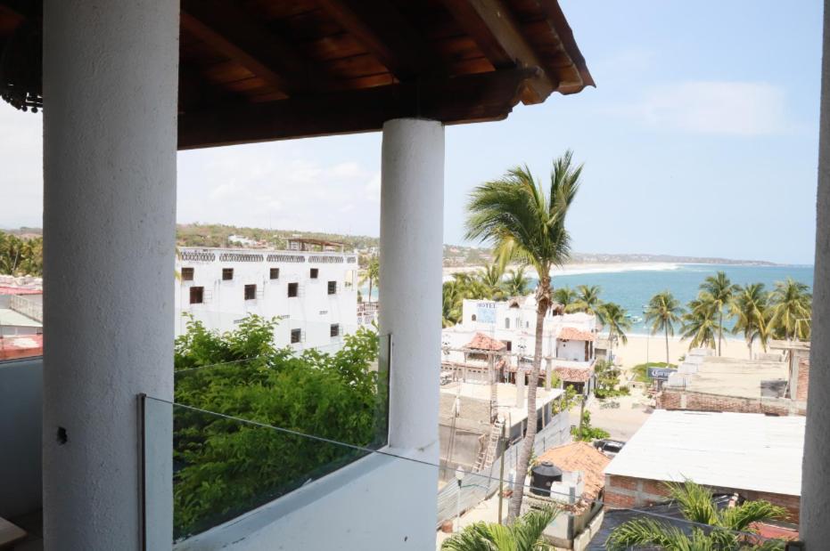 Hotel & Hostal Mayflower Puerto Escondido  Εξωτερικό φωτογραφία
