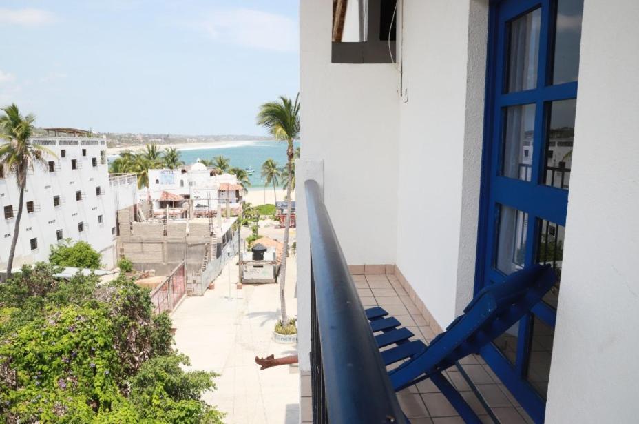 Hotel & Hostal Mayflower Puerto Escondido  Εξωτερικό φωτογραφία
